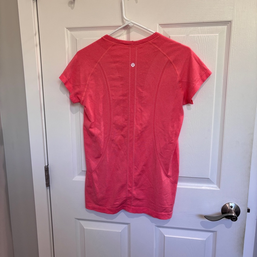 Lululemon Swiftly Tech Short Sleeve Scoop - Picture 8 of 9